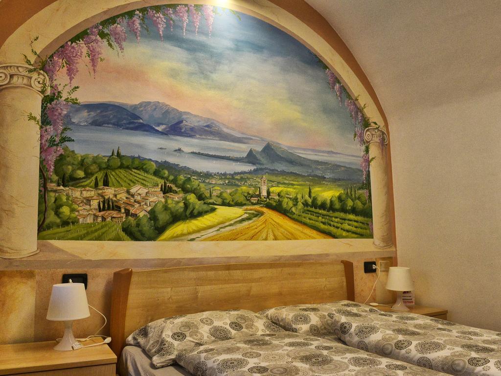 Apartamento Antiche Mura Casa Vacanze Puegnago sul Garda Exterior foto